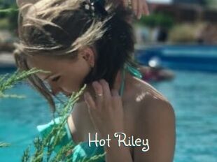 Hot_Riley