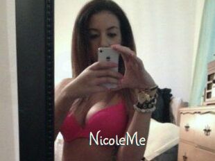 NicoleMe